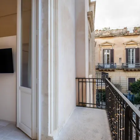 Palazzo Paisiello - Luxury Πανσιόν 4*