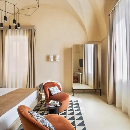 Palazzo Paisiello - Luxury 4* 레체