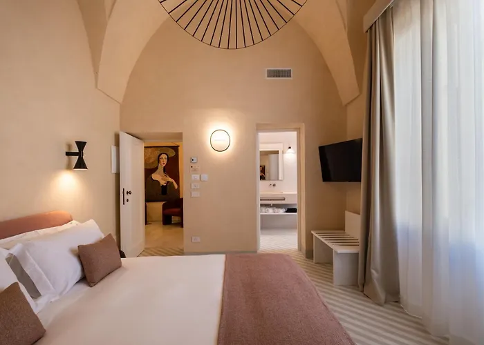 Palazzo Paisiello - Luxury 4* 莱切