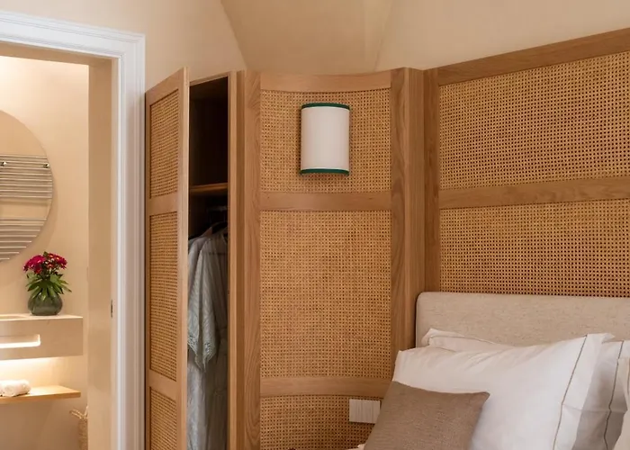 Palazzo Paisiello - Luxury 招待所 4*